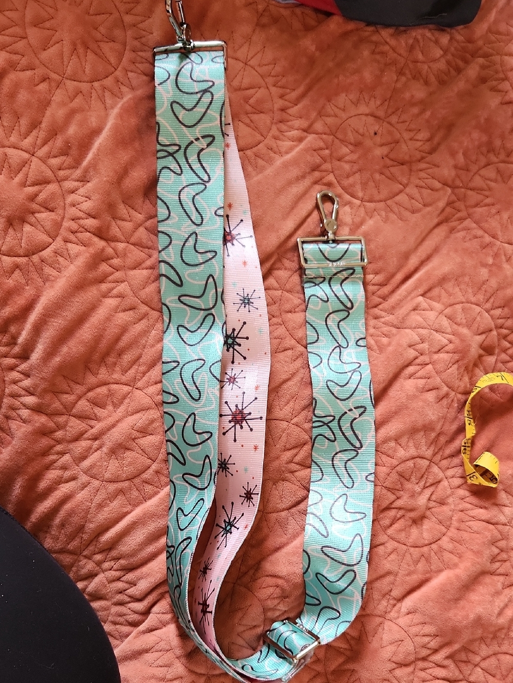 HARVEY'S  Seatbelt Strap--- Fun 50s print